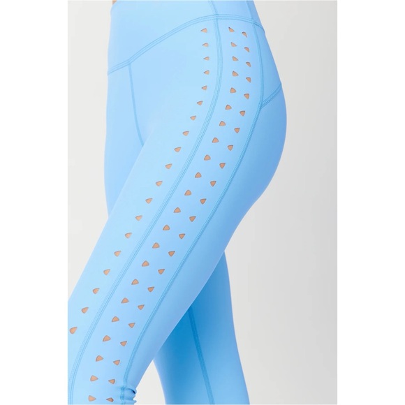 GIGI C Sky Blue Katrina Cutout Leggings Sports Bra Set - Picture 4 of 9